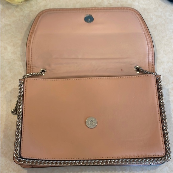 Express, Elegant Pink Chain Shoulder Bag - Picture 2 of 5